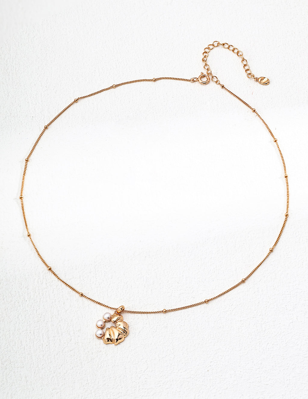 Natural Pearl-Set Charm Necklace – Vintage Gold Pendant Necklace Stack Design