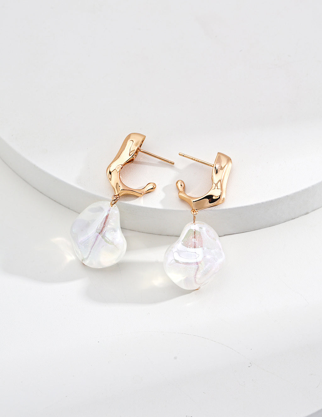 Natural Baroque Pearl Gold Hoop Earrings