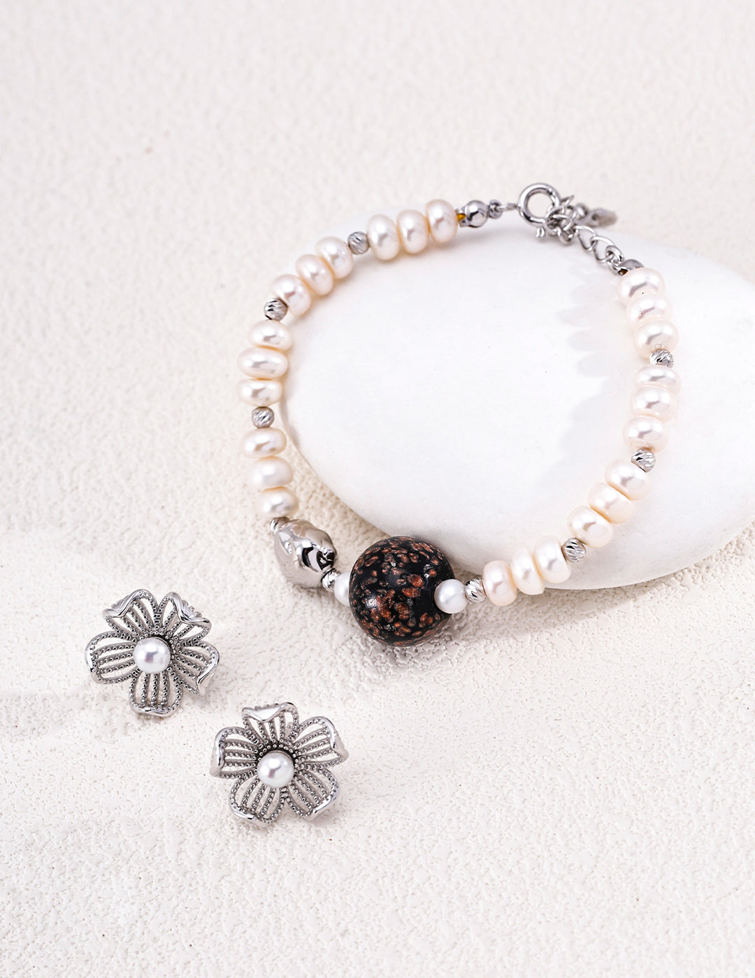 Natural Pearl Glass Beaded Chain Bracelet